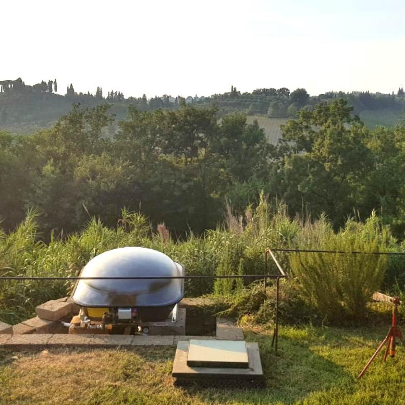 Installazione pannelli solari in un'azienda 